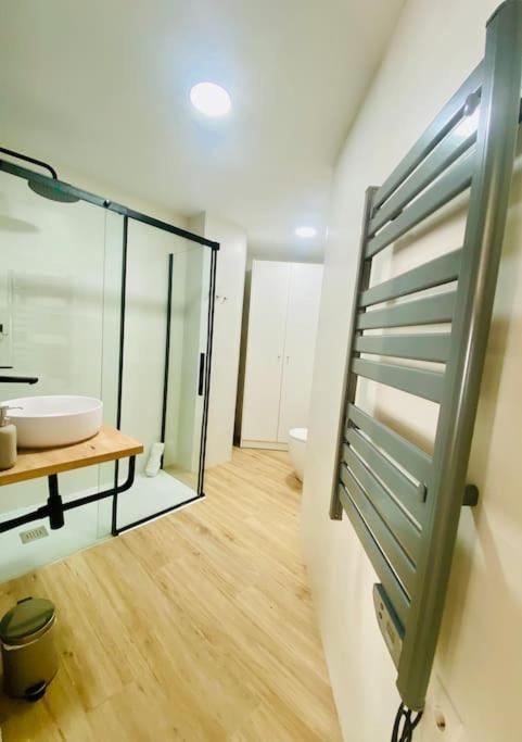 Bajo A - Design & Comfort In Ruzafa Soho Valencia Ngoại thất bức ảnh
